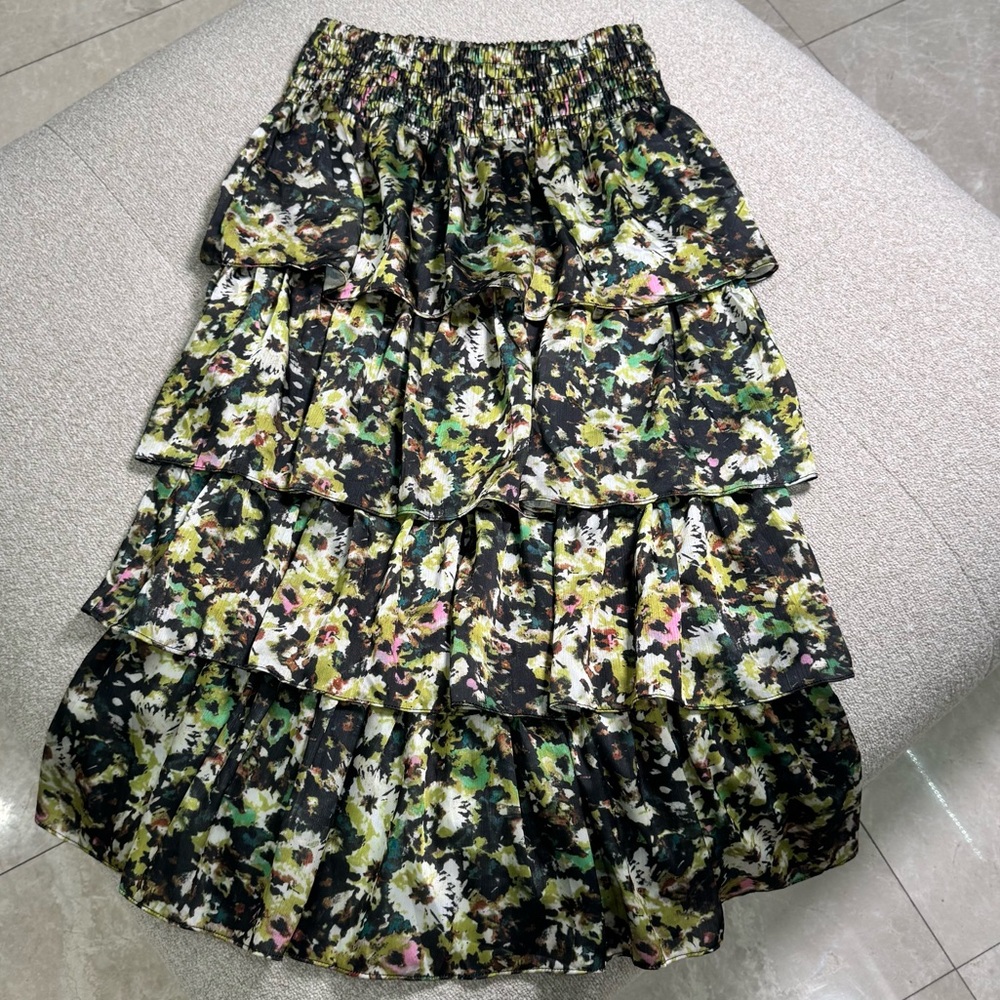 Industry Reflections Floral Tiered Ruffle Skirt Black Green Multi Size M - Picture 5 of 6